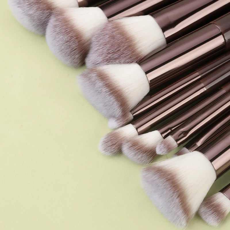 11pcs solid wood handle makeup brush set with Bag three color loose powder brush foundation brush eye shadow brush
