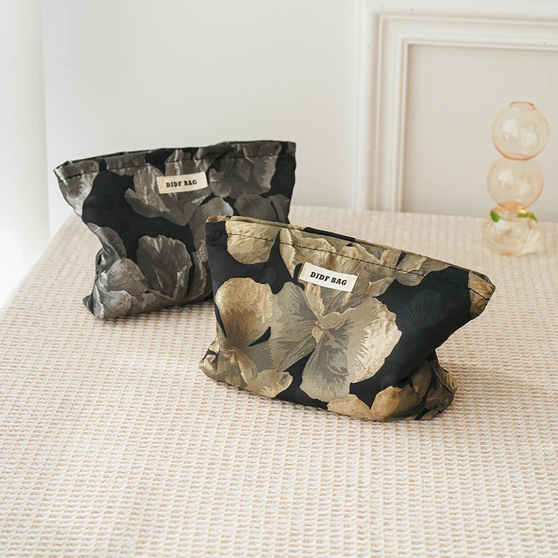 Gold embossed flower feminine makeup bag, large capacity cosmetics, sanitary napkin storage bag, portable travel toiletry bag