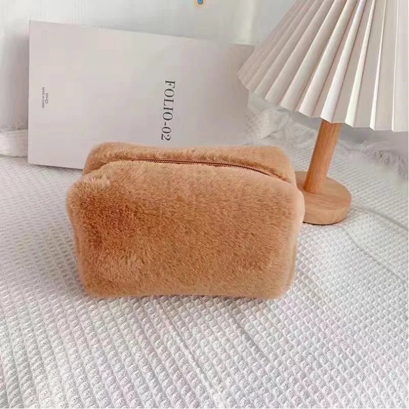 Fur Makeup Bags for Women Soft Travel Cosmetic Bag Organizer Case Young Lady Girls Make Up Case Necessaries 1 Pc Solid Handbags
