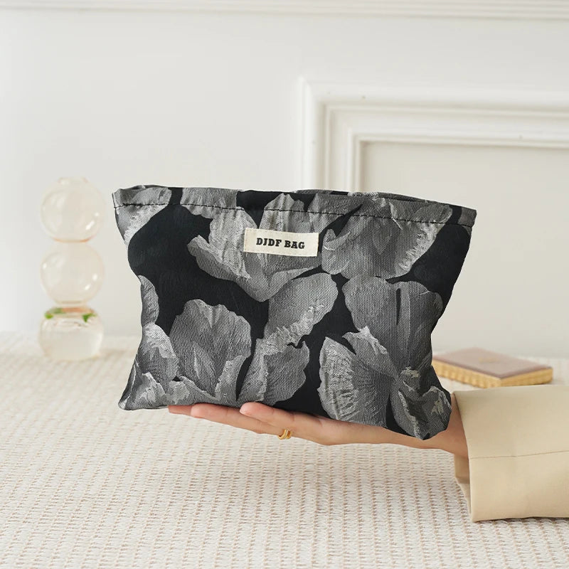 Gold embossed flower feminine makeup bag, large capacity cosmetics, sanitary napkin storage bag, portable travel toiletry bag